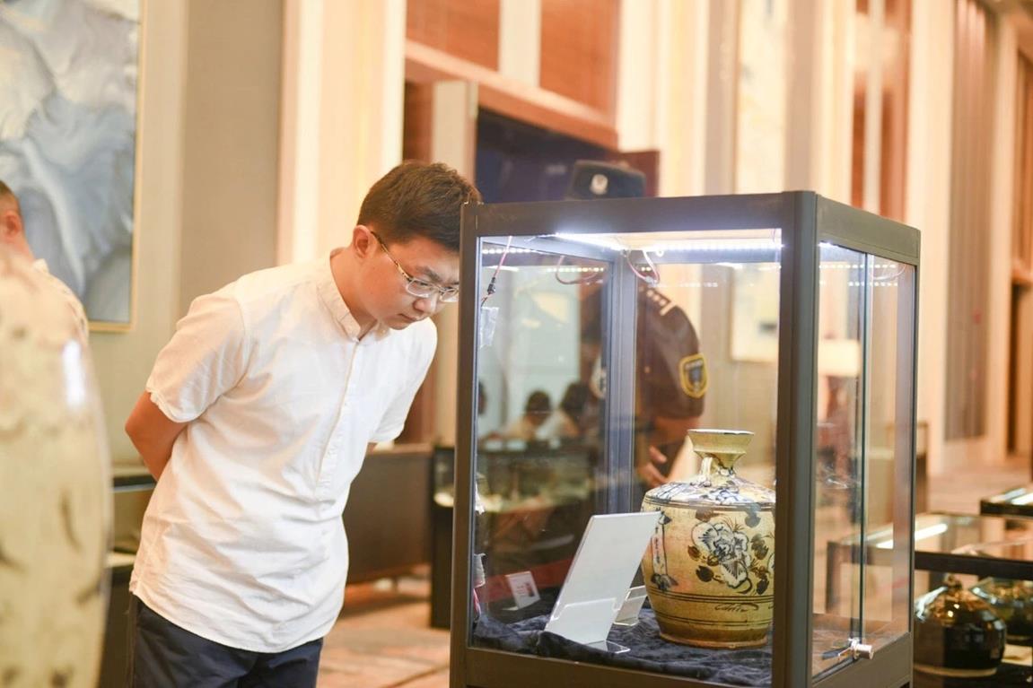 E6C2AB277FA65FA7928CE059FDA177AA