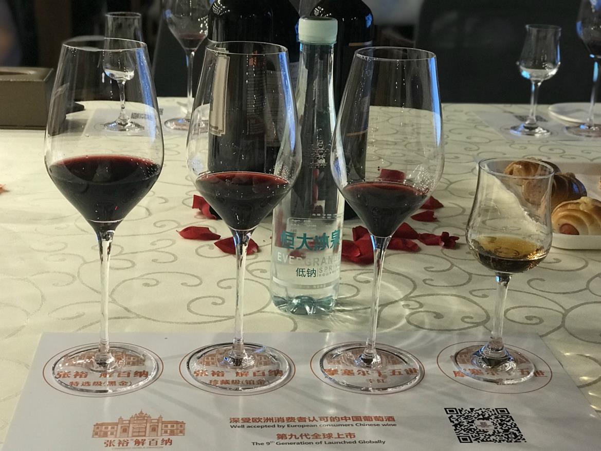 2A1AE6A2EC890554B87DFD97AACC6DCC_meitu_2